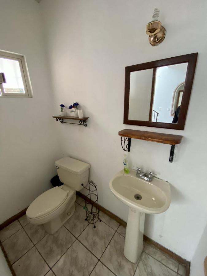 Villa La Casa Rosa Monterrey Exterior foto